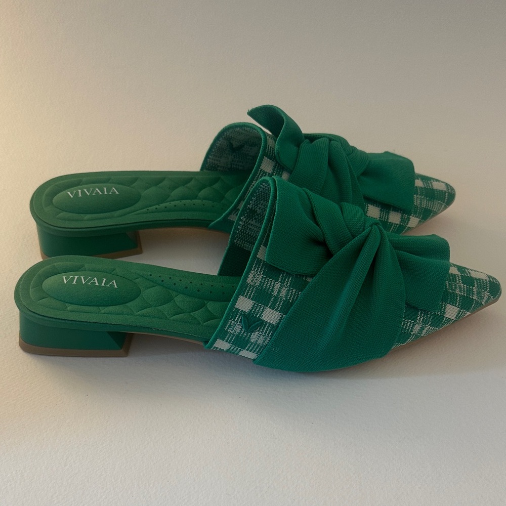 Vivaia Green Pointed-Toe Knot Women's Slides - Picture 3 of 6